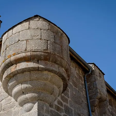 Le Petit Chateau Du Villard Bed & Breakfast 3*
