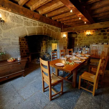 Le Petit Chateau Du Villard Bed & Breakfast 3*