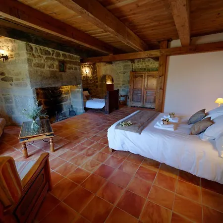 Le Petit Chateau Du Villard