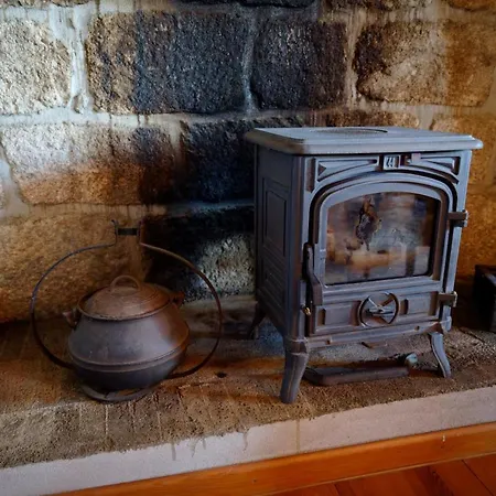 Bed & Breakfast Le Petit Chateau Du Villard 3*