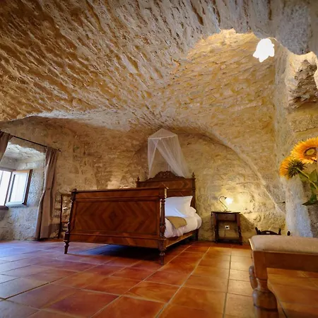 Le Petit Chateau Du Villard 3*