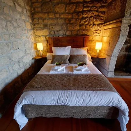 Bed & Breakfast Le Petit Chateau Du Villard