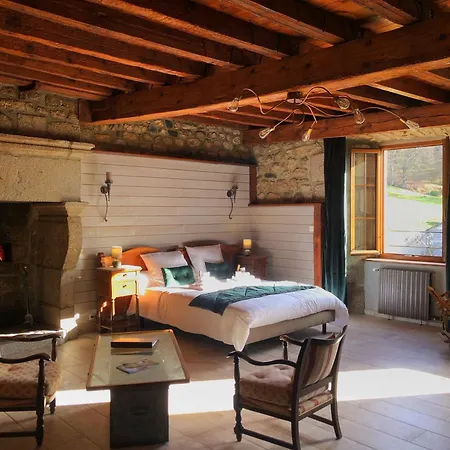 Bed & Breakfast Le Petit Chateau Du Villard 3*
